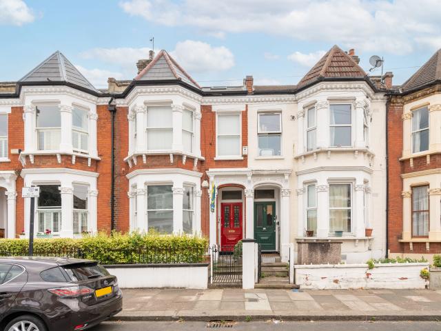 1 Bedroom Flat for Rent in Fernside Road | Foxtons