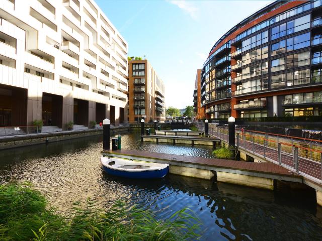 1 Bedroom Flat for Rent in Grosvenor Waterside | Foxtons