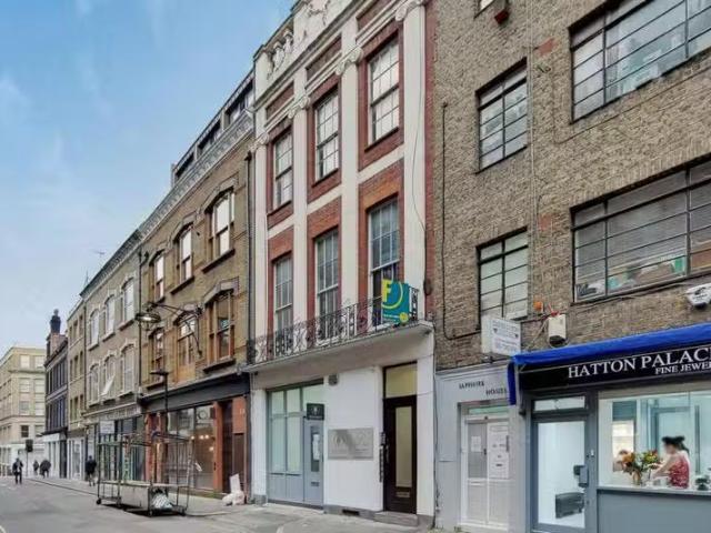 1 bedroom flat for rent in Hatton Wall, Farringdon, London, EC1N