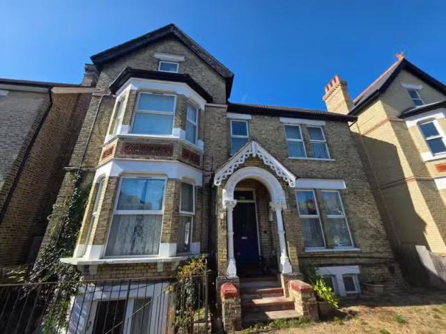 1 bedroom flat for rent in Hayne Road, Beckenham, BR3