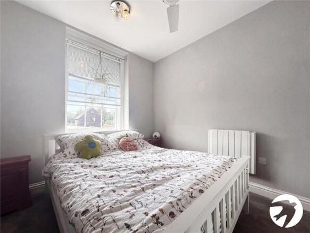 1 bedroom flat for rent in High Street, Sittingbourne, Kent, ME10
