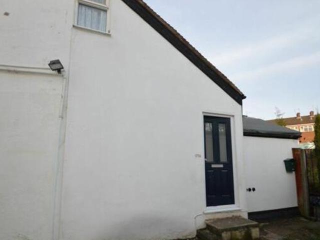 1 Bedroom Flat For Rent In Holly Hall