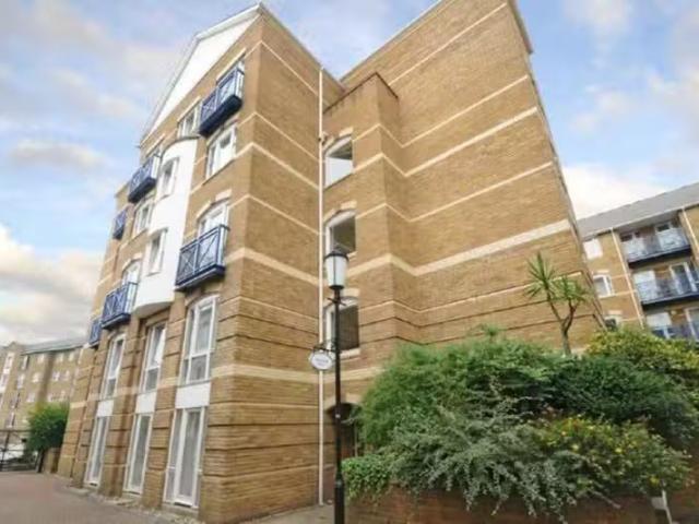 1 bedroom flat for rent in Jardine Road, Wapping, E1W