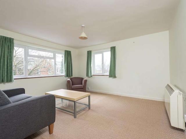 1 bedroom Flat for rent in Kenilworth Avenue, Oxford OX4
