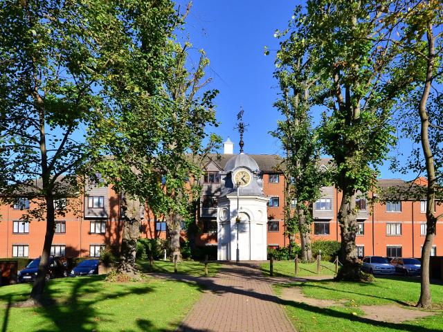 1 Bedroom Flat for Rent in Limetree Walk | Foxtons
