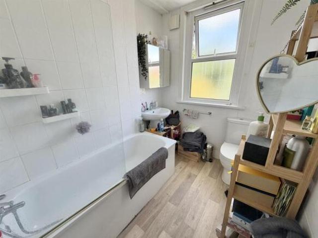 1 bedroom flat for rent in Liddell Gardens, Kensal Rise, NW10