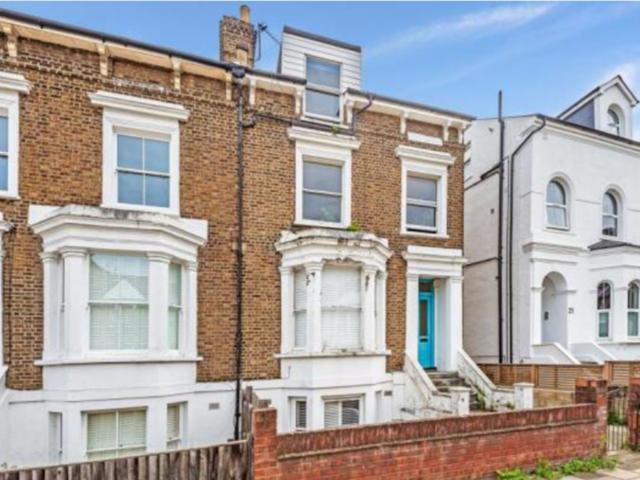 1 Bedroom Flat for Rent in Martell Road | Foxtons