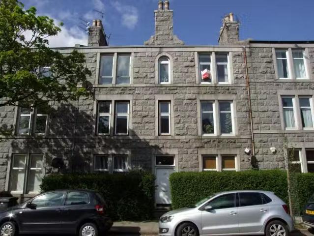 1 bedroom flat for rent in Mid Stocket Road, Midstocket, Rosem.