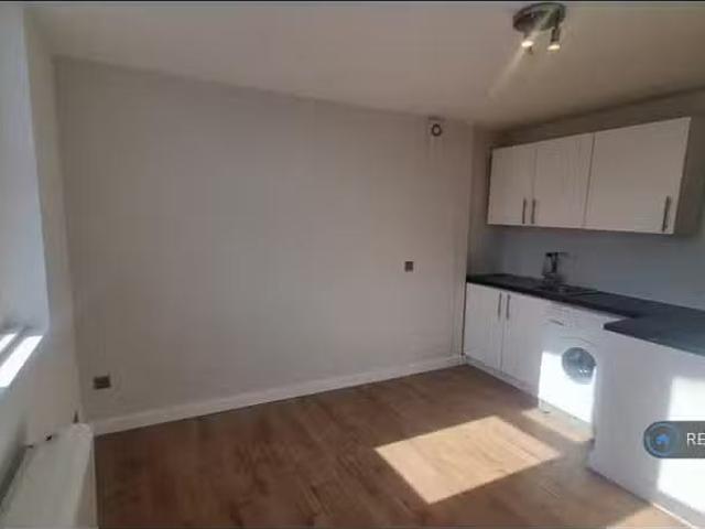 1 bedroom flat for rent in Milbanke Street, Doncaster, DN1