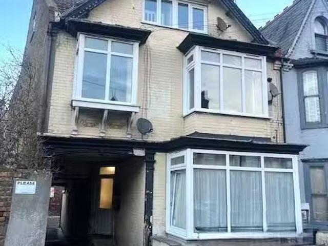 1 bedroom flat for rent in Mortimer Street, Herne Bay, CT6