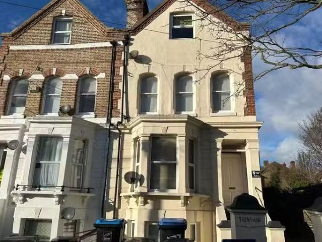 1 bedroom flat for rent in North Avenue, Ramsgate, Kent, CT11
