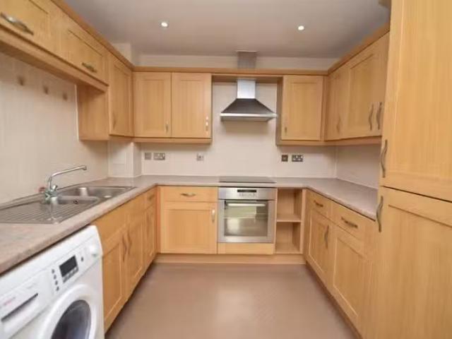 1 bedroom flat for rent in Parkhouse Court, Hatfield, AL10
