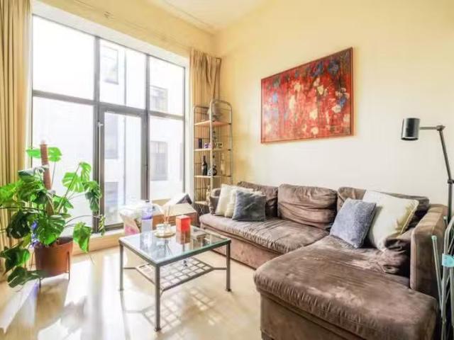 1 bedroom flat for rent in Prescot Street, Tower Hill, London.