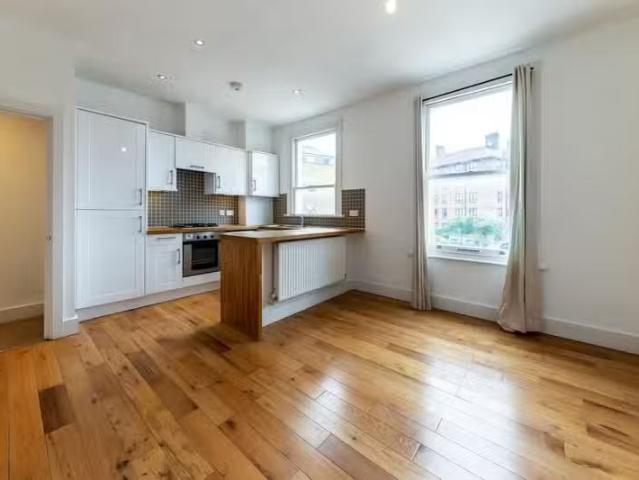 1 bedroom flat for rent in Reighton Road, London, E5