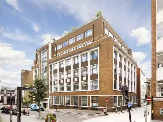 1 bedroom flat for rent in Saffron Hill, Clerkenwell, EC1N