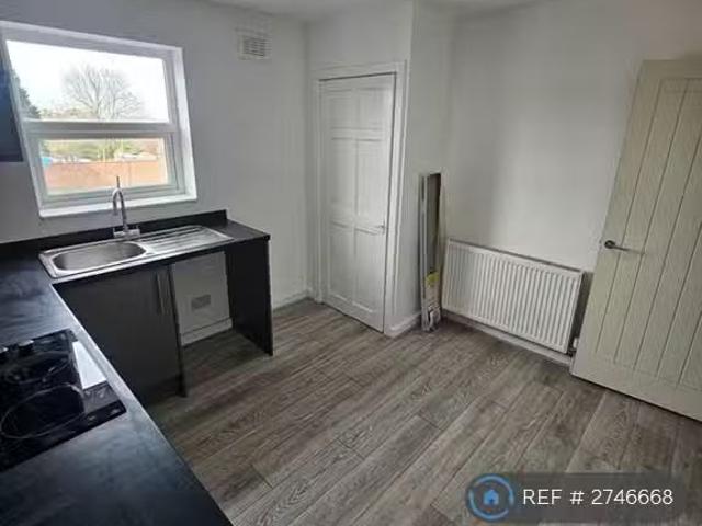 1 bedroom flat for rent in Seafield Road, Wirral, CH62