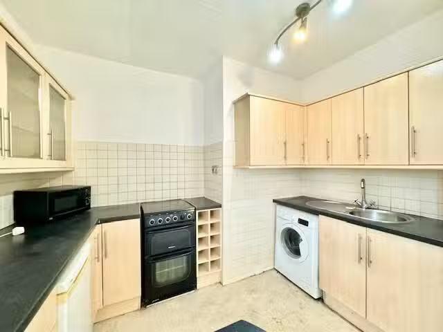 1 bedroom flat for rent in Seaside, Eastbourne, BN22