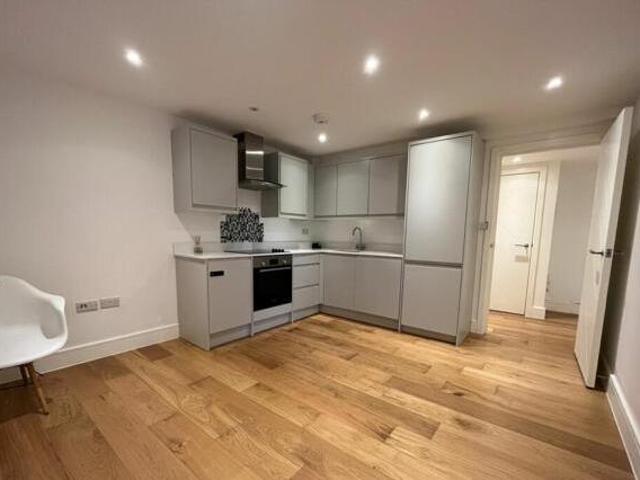 1 Bedroom Flat For Rent In Sittingbourne