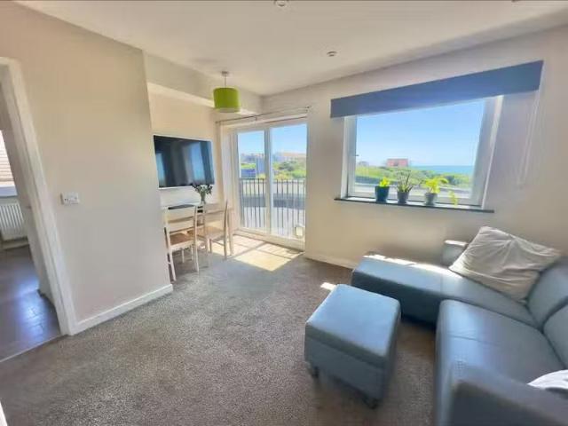 1 bedroom flat for rent in South Coast Road, Peacehaven, BN10