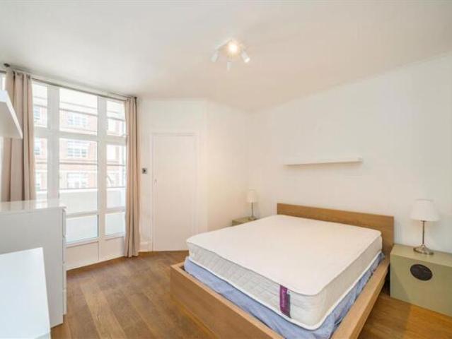 1 bedroom flat for rent in Sloane Avenue Mansions, Chelsea, SW3