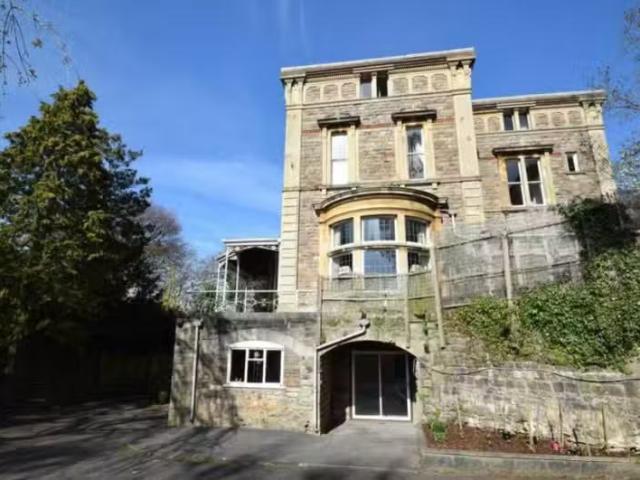 1 bedroom flat for rent in Sneyd Park House, Sneyd Park, Brist.