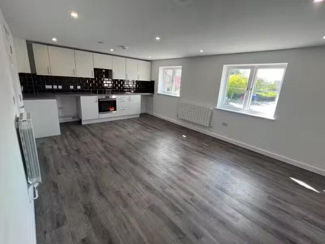 1 bedroom flat for rent in Station Road, BS37