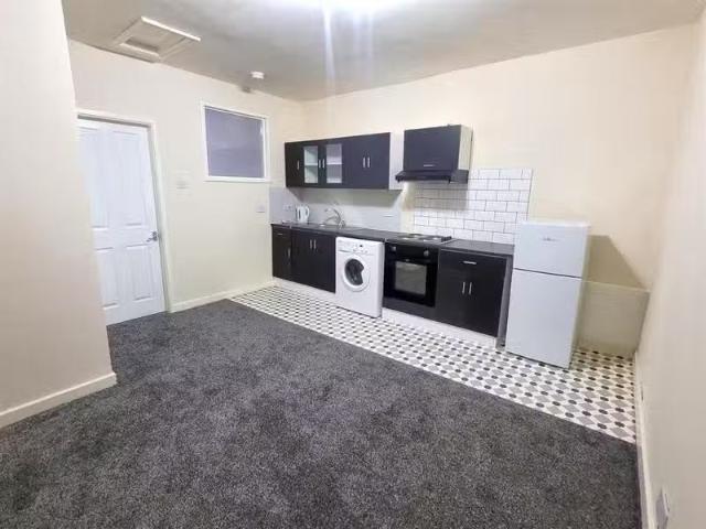 1 bedroom flat for rent in Station Road, Erdington, Birmingham.