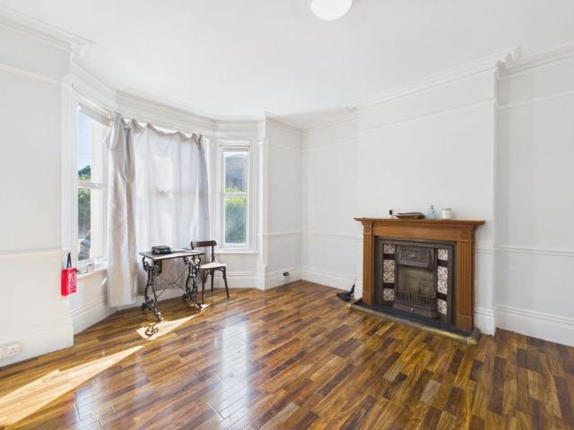 1 bedroom Flat in Tilehurst Road, Reading