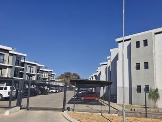 1 Bedroom Flat in Valencia Park