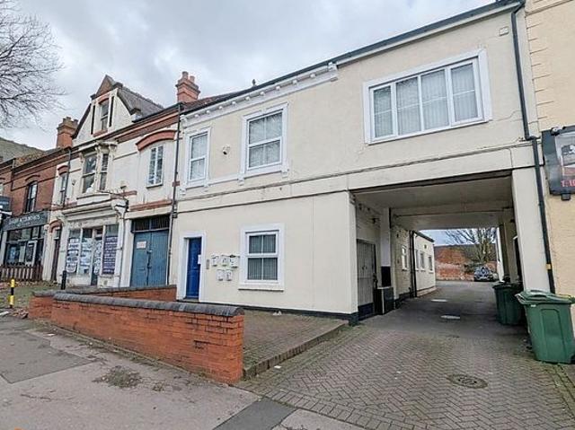 1 bedroom flat in Walsall