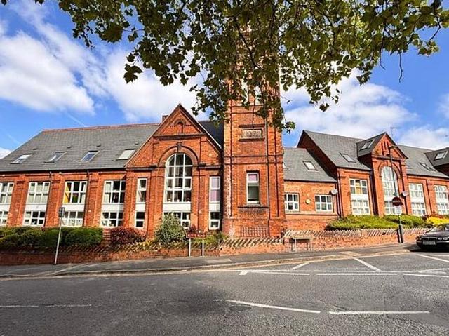 1 bedroom flat in Walsall