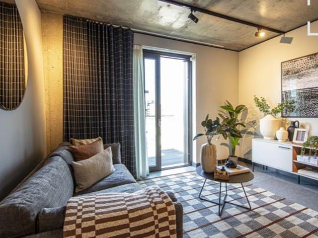 1 bedroom flat in Wembley