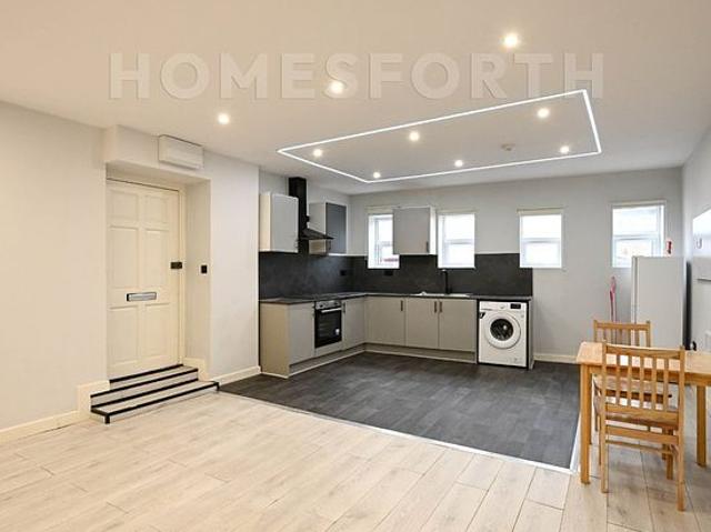 1 bedroom flat in Welling