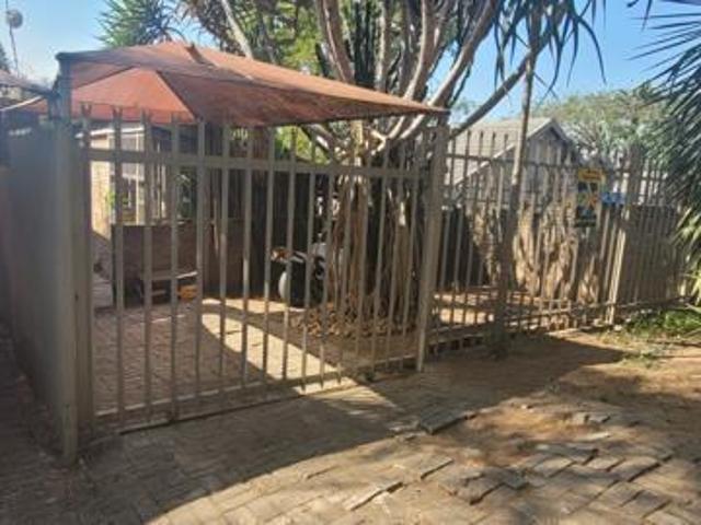 1 Bedroom Flat in West Acres