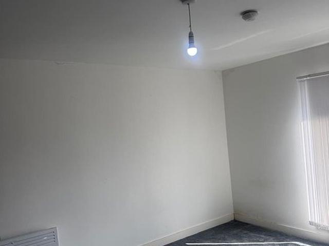 1 bedroom flat in West Bromwich