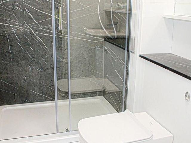 1 bedroom flat in West Bromwich