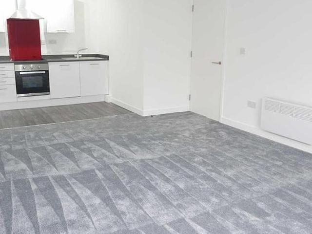 1 bedroom flat in West Bromwich