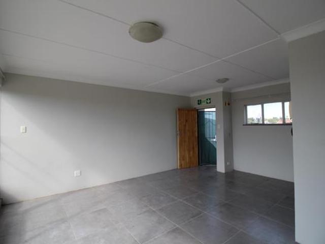 1 Bedroom Flat in Amalinda