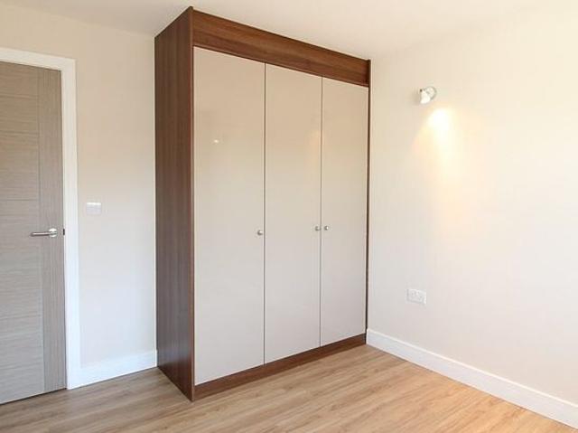 1 bedroom flat in Barnet