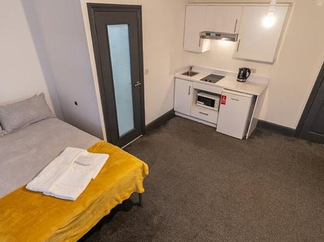 1 bedroom flat in Birmingham
