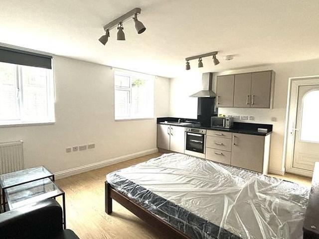 1 bedroom flat in Birmingham