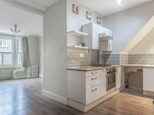 1 bedroom flat in Bromley