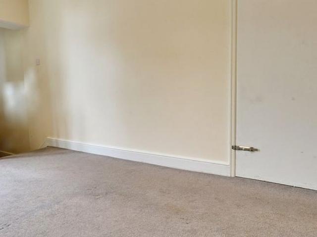1 bedroom flat in Bromley
