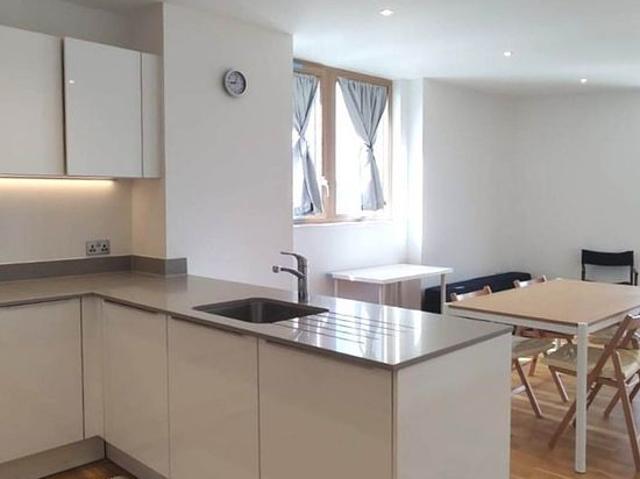 1 bedroom flat in Bromley