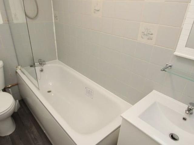 1 bedroom flat in Enfield