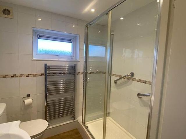 1 bedroom flat in Enfield