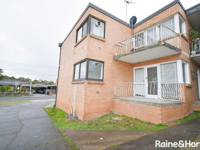 1 Bedroom Flat in Great Location!