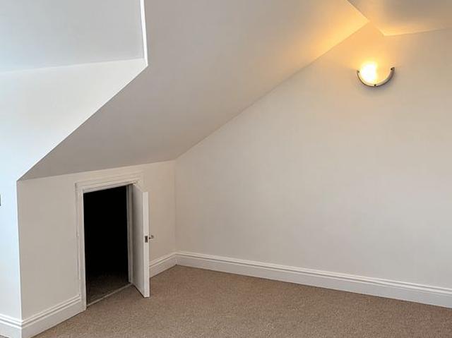 1 bedroom flat in Harrow