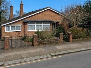 1 bedroom flat in Harrow