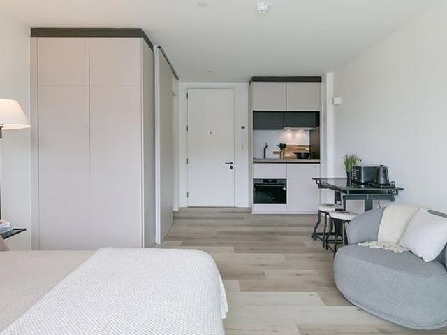 1 bedroom flat in Harrow